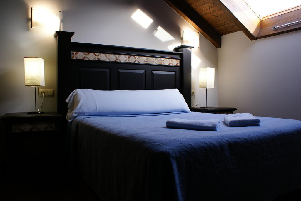 Apartamentos La Senda San Juan de Parres ภายนอก รูปภาพ