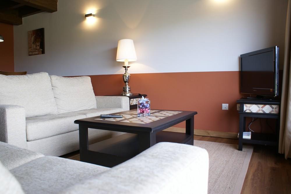 Apartamentos La Senda San Juan de Parres ภายนอก รูปภาพ
