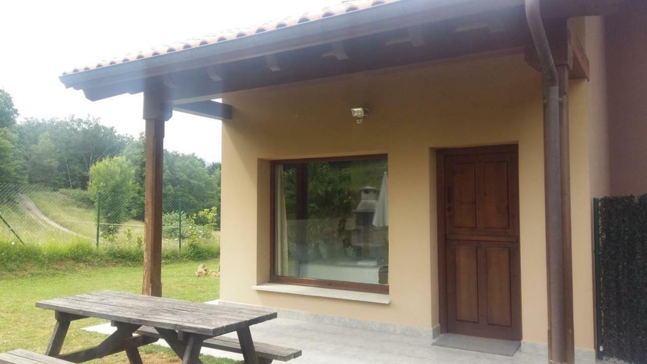 Apartamentos La Senda San Juan de Parres ภายนอก รูปภาพ