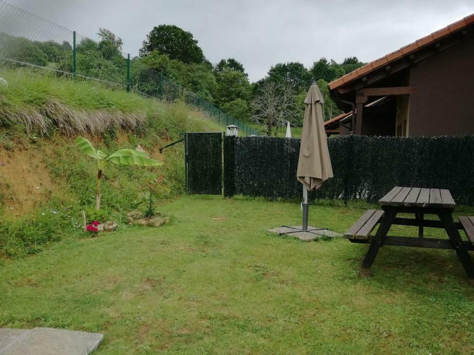Apartamentos La Senda San Juan de Parres ภายนอก รูปภาพ