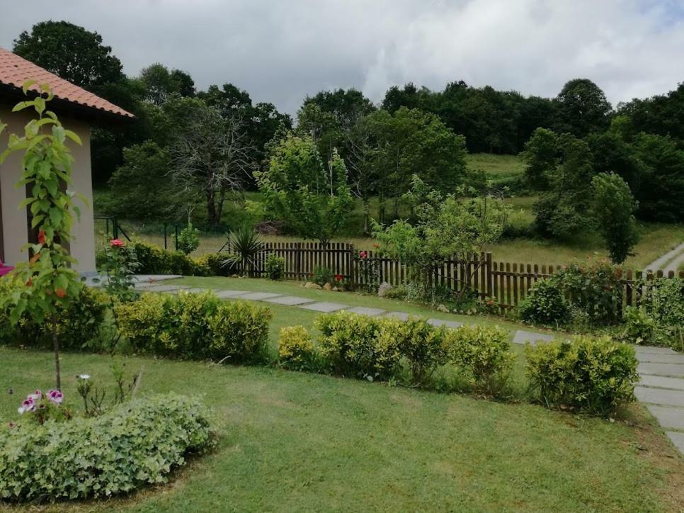 Apartamentos La Senda San Juan de Parres ภายนอก รูปภาพ