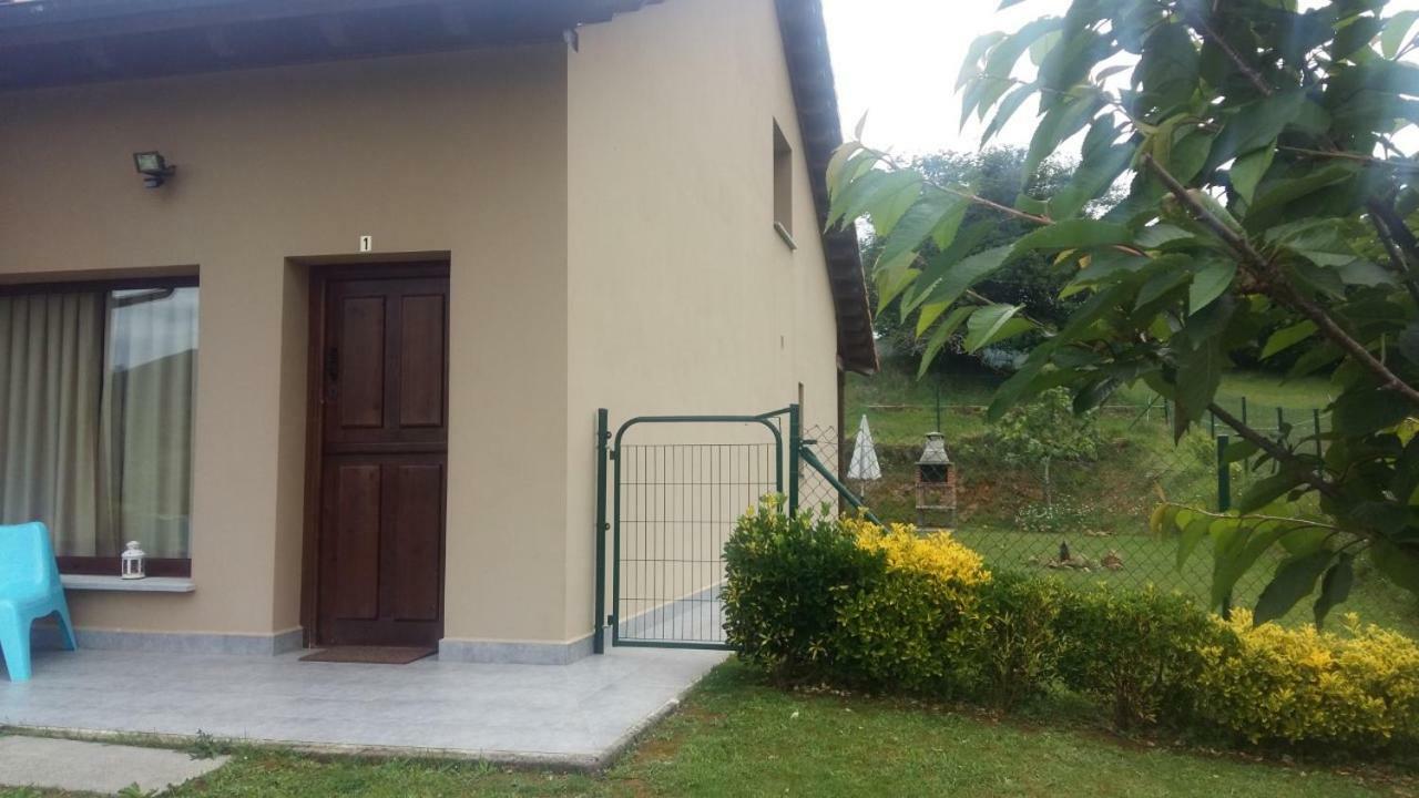 Apartamentos La Senda San Juan de Parres ภายนอก รูปภาพ